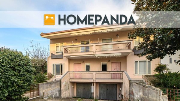 casa indipendente in vendita a Capua