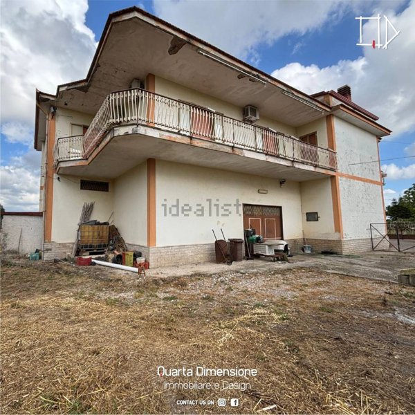 casa indipendente in vendita a Capua