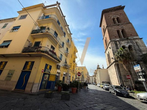 negozio in vendita a Capua