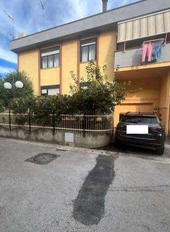 casa indipendente in vendita a Capua