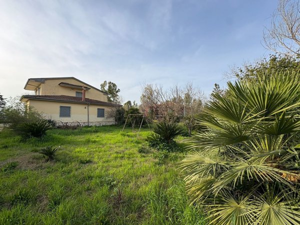 casa indipendente in vendita a Capua