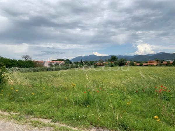 terreno edificabile in vendita a Capua