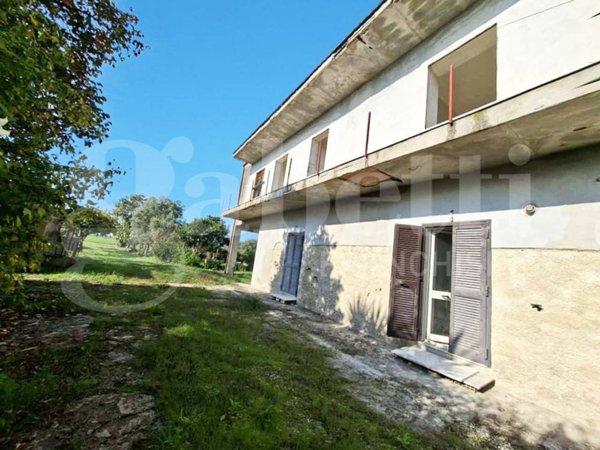 casa indipendente in vendita a Capua