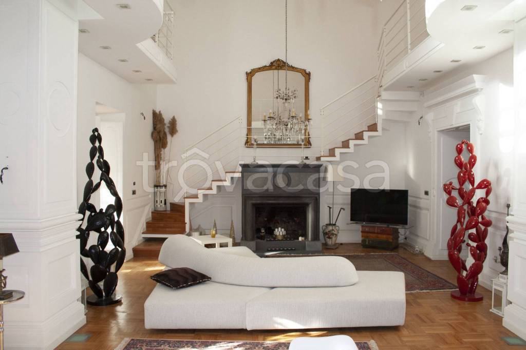 casa indipendente in vendita a Capua in zona Sant'Angelo in Formis