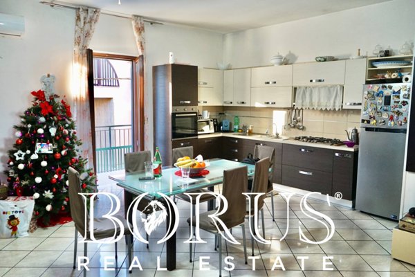 casa indipendente in vendita a Carinaro