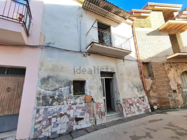 casa indipendente in vendita a Carinaro