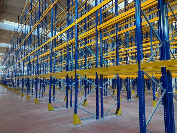 capannone in vendita a Carinaro