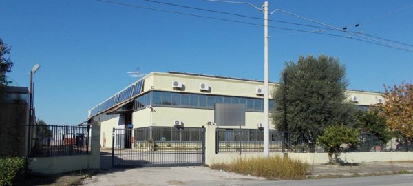 capannone in vendita a Carinaro