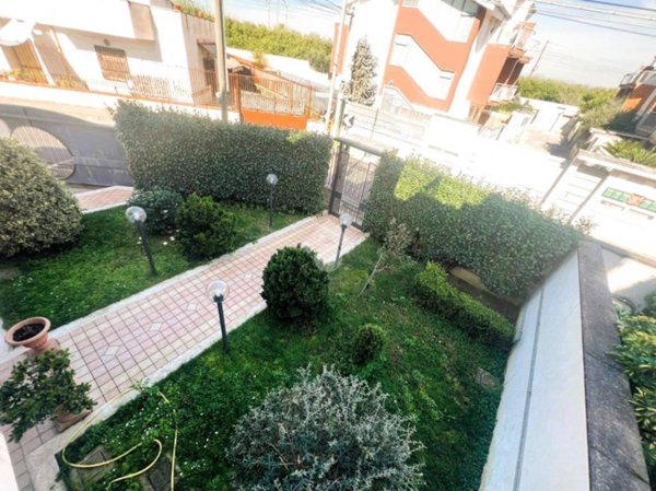 casa indipendente in vendita a Carinaro