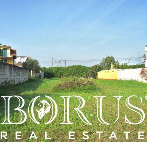 terreno edificabile in vendita a Carinaro