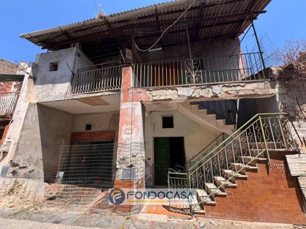 casa indipendente in vendita a Carinaro