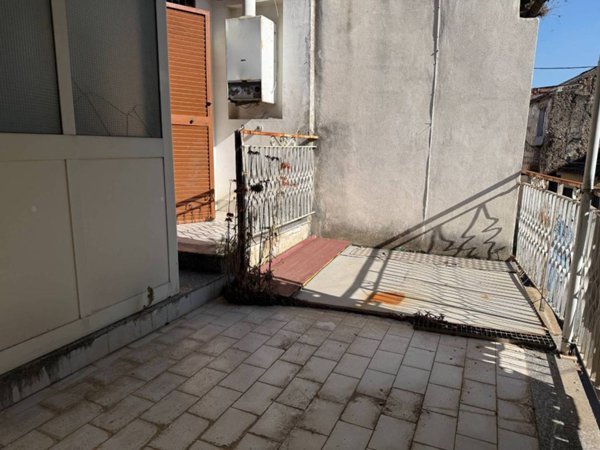 casa indipendente in vendita a Carinaro