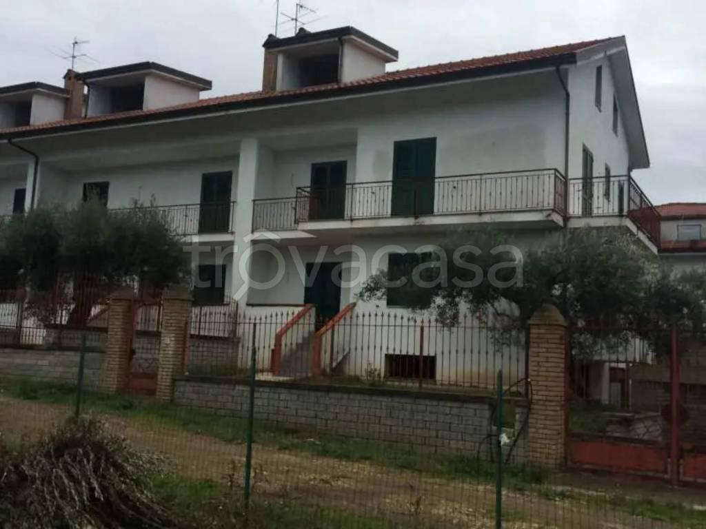 appartamento in vendita a Carinola in zona Casale