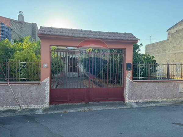 casa indipendente in vendita a Carinola in zona Nocelleto