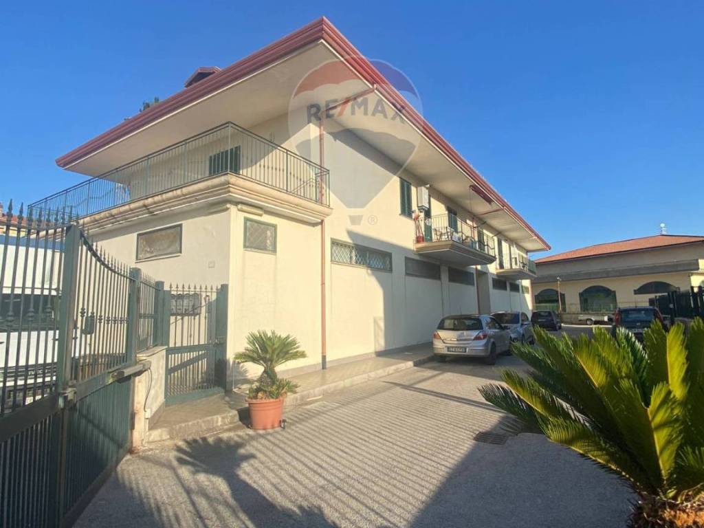 appartamento in vendita a Carinola in zona Nocelleto