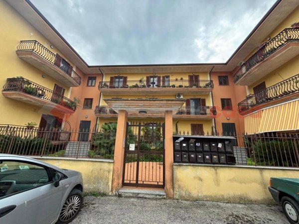 appartamento in vendita a Carinola in zona Casale