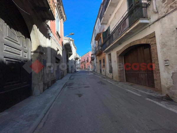 casa indipendente in vendita a Carinola in zona Casale