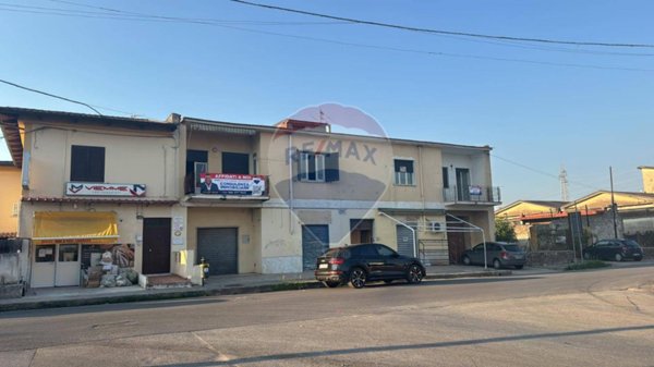 casa indipendente in vendita a Carinola