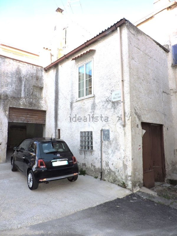 appartamento in vendita a Carinola in zona Casale