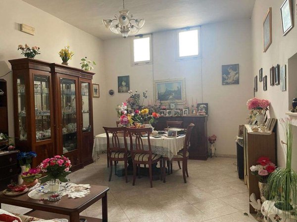 appartamento in vendita a Carinola in zona Casanova