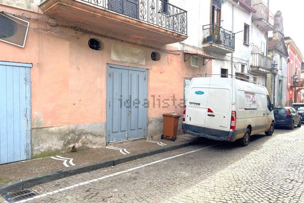 casa indipendente in vendita a Carinola in zona Casale