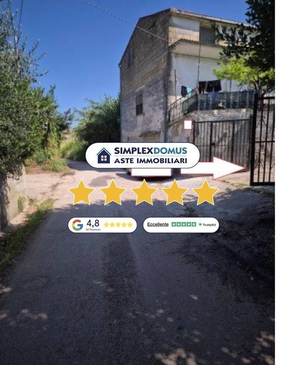 casa indipendente in vendita a Carinola