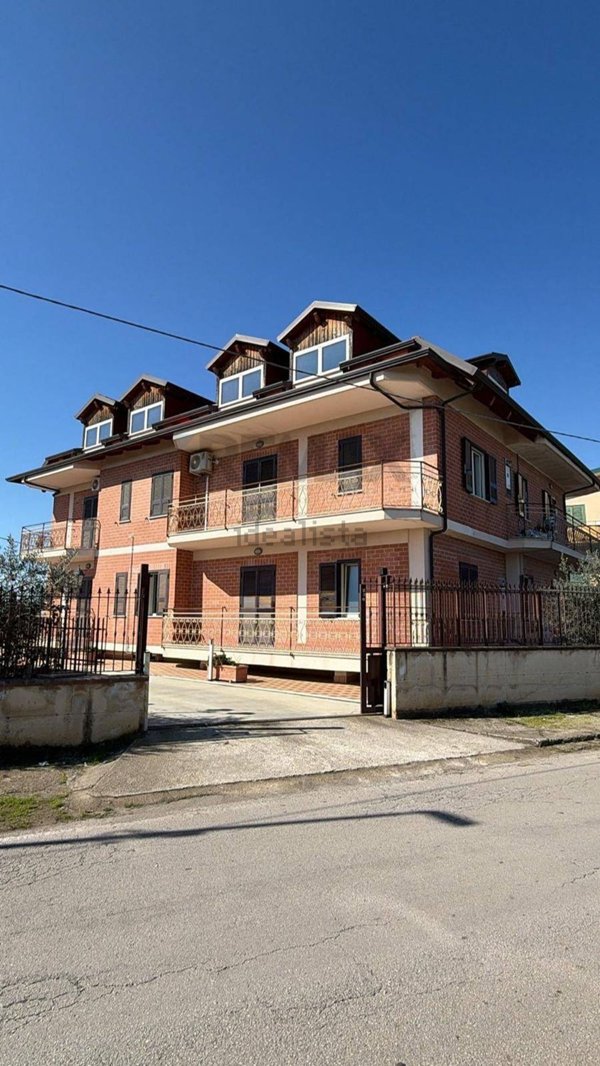 casa indipendente in vendita a Carinola