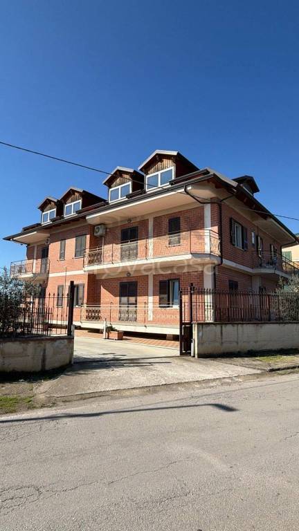 appartamento in vendita a Carinola in zona Nocelleto