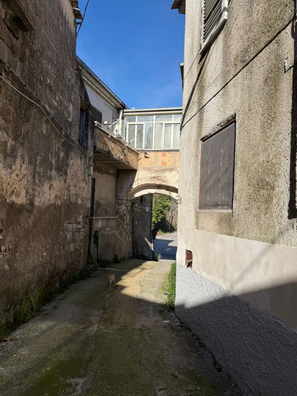 casa indipendente in vendita a Carinola