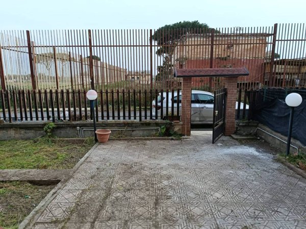 appartamento in vendita a Carinola in zona Santa Croce