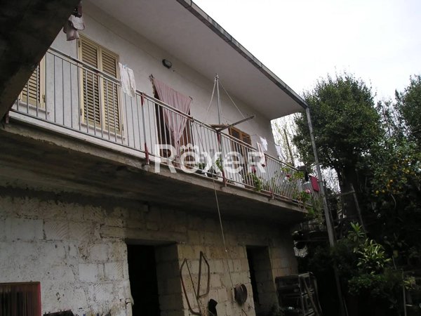 casa indipendente in vendita a Carinola