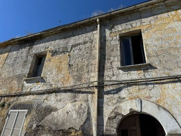 appartamento in vendita a Carinola in zona Casanova