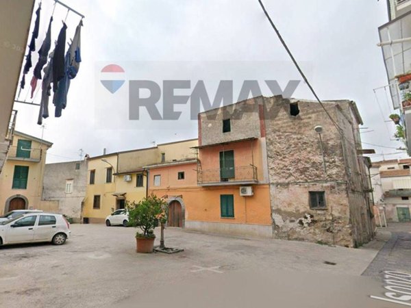 appartamento in vendita a Carinola in zona Casale