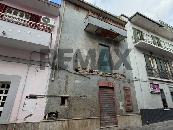casa indipendente in vendita a Carinola in zona Nocelleto