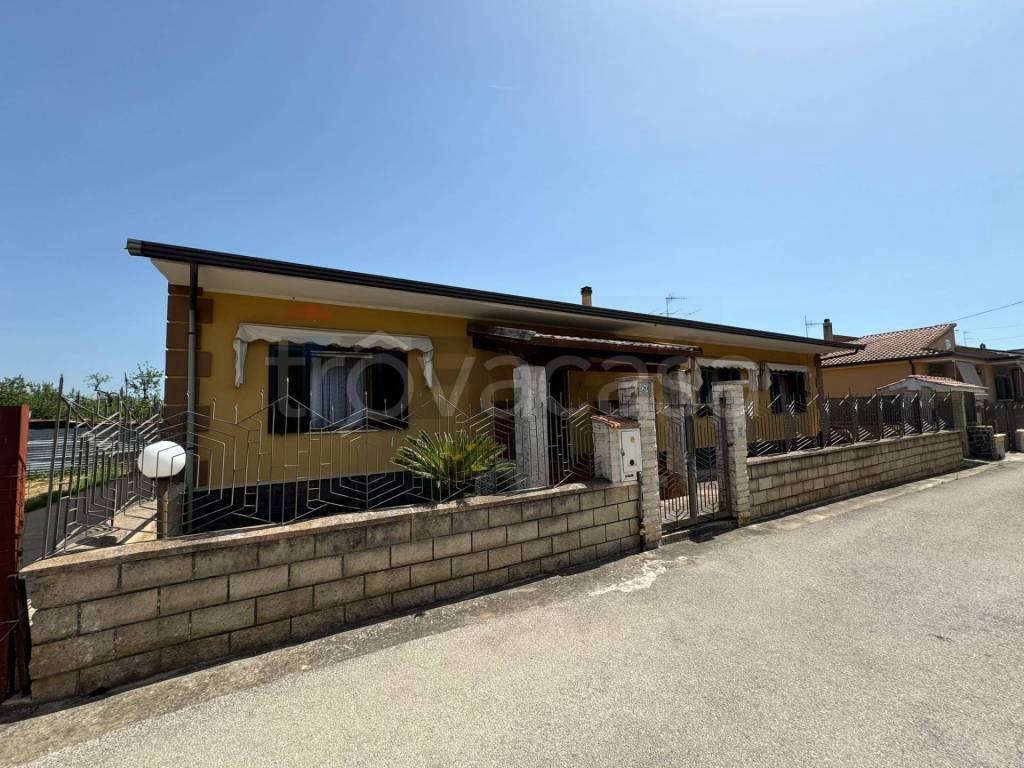 appartamento in vendita a Carinola in zona Nocelleto