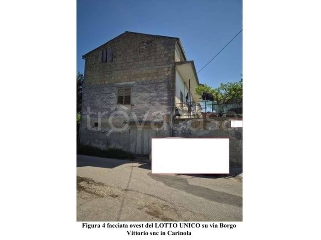 casa indipendente in vendita a Carinola in zona Ventaroli