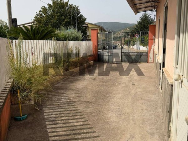 appartamento in vendita a Carinola in zona Casanova