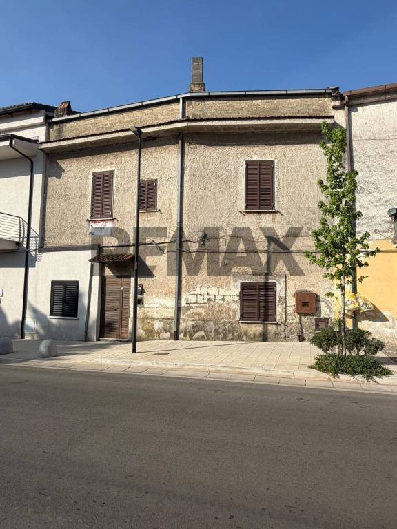 casa indipendente in vendita a Carinola in zona Nocelleto