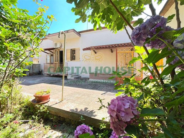 casa indipendente in vendita a Casagiove