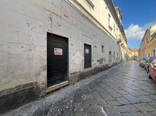 negozio in vendita a Casagiove