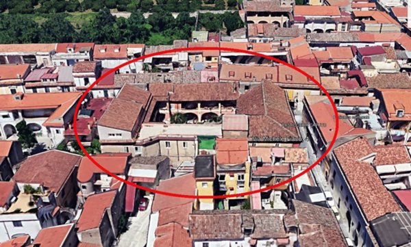 intera palazzina in vendita a Casagiove