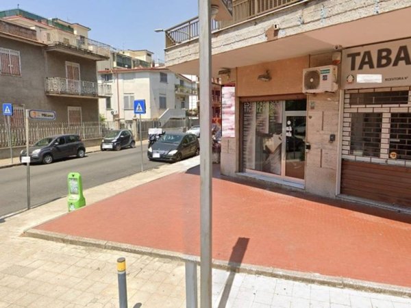 negozio in vendita a Casagiove