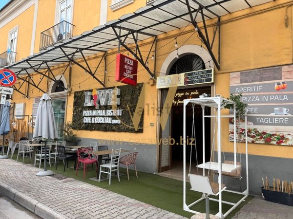 negozio in vendita a Casagiove