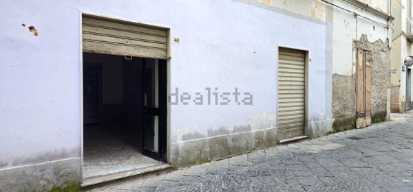 locale commerciale in vendita a Casagiove