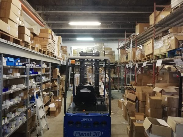 locale commerciale in vendita a Casagiove