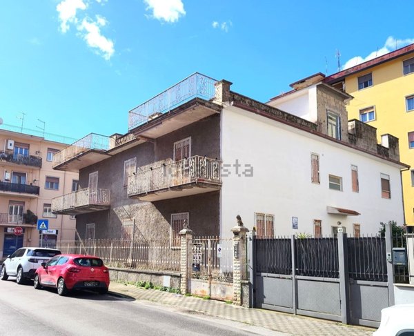 casa indipendente in vendita a Casagiove