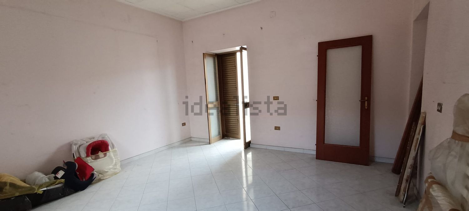 esavano in vendita a Casagiove