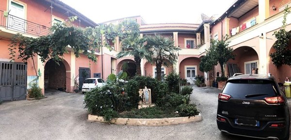 locale commerciale in vendita a Casagiove