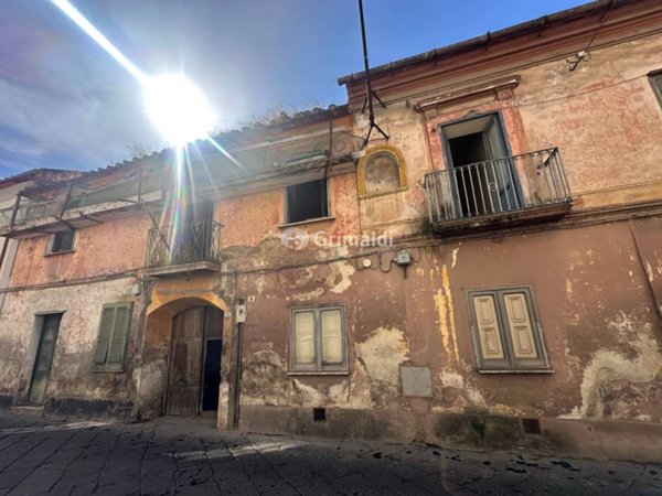 intera palazzina in vendita a Casagiove