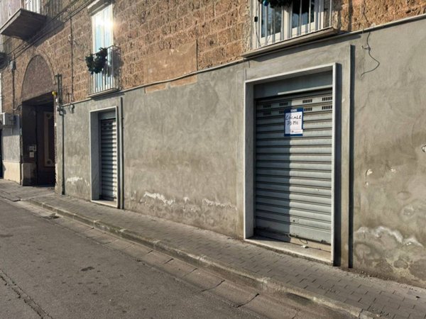 locale commerciale in vendita a Casagiove